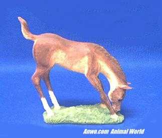 horse foal figurine statue