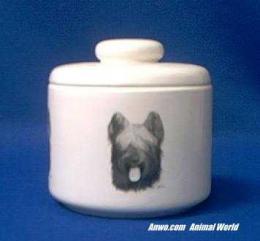 briard jar porcelain