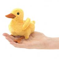 Duckling Finger Puppet