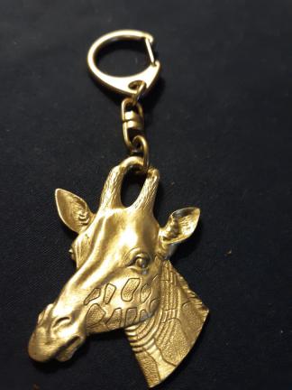 Giraffe Keychain Lindsay Claire Pewter